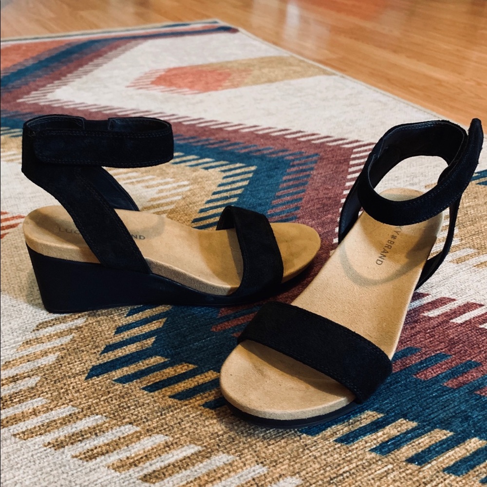 Lucky Brand - Renzee Platform Sandal - Black Suede